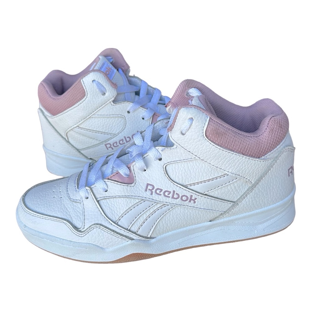 Reebook Women White Light Purple shoes Sneakers women Size US 8‎